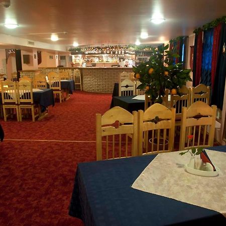 Katariina Guesthouse Rakvere Bagian luar foto