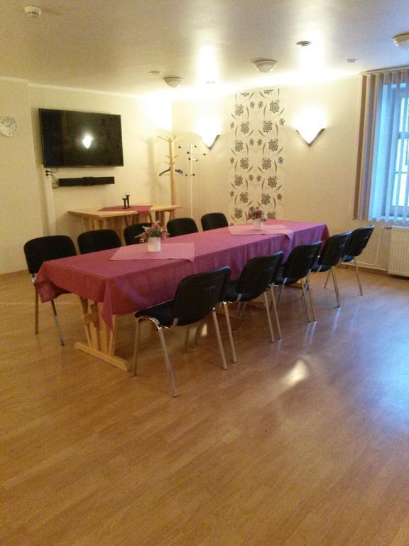 Katariina Guesthouse Rakvere Bagian luar foto