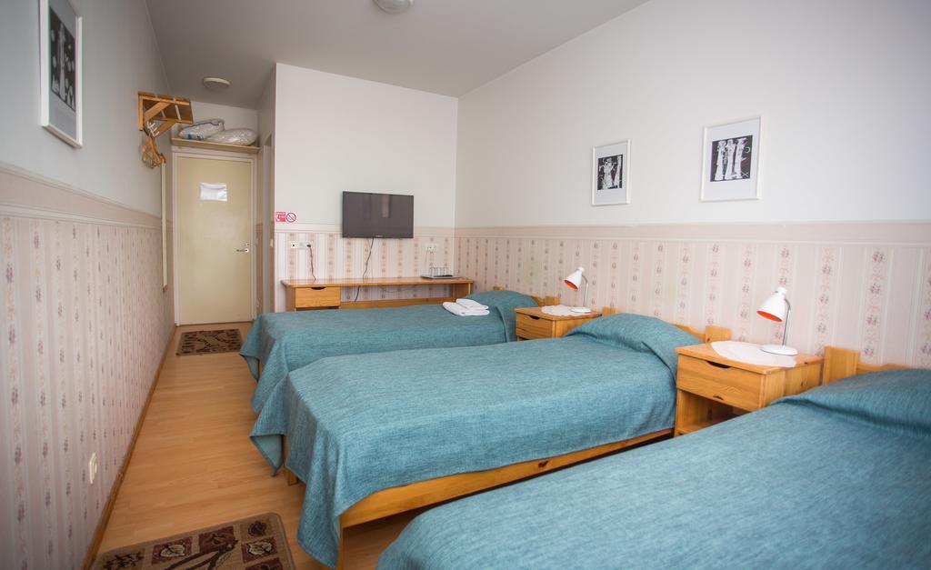 Katariina Guesthouse Rakvere Bagian luar foto