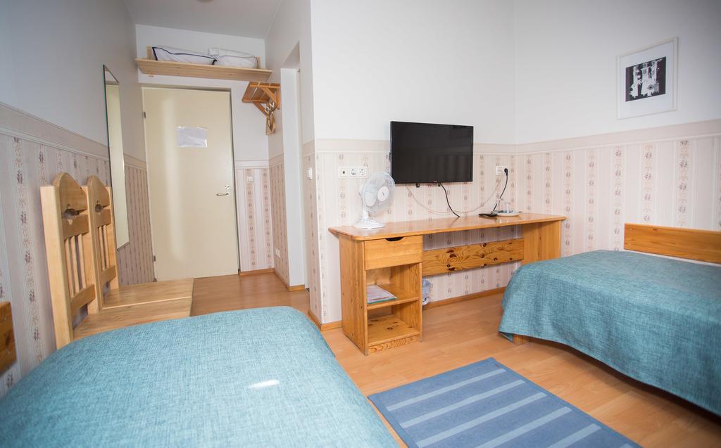Katariina Guesthouse Rakvere Bagian luar foto