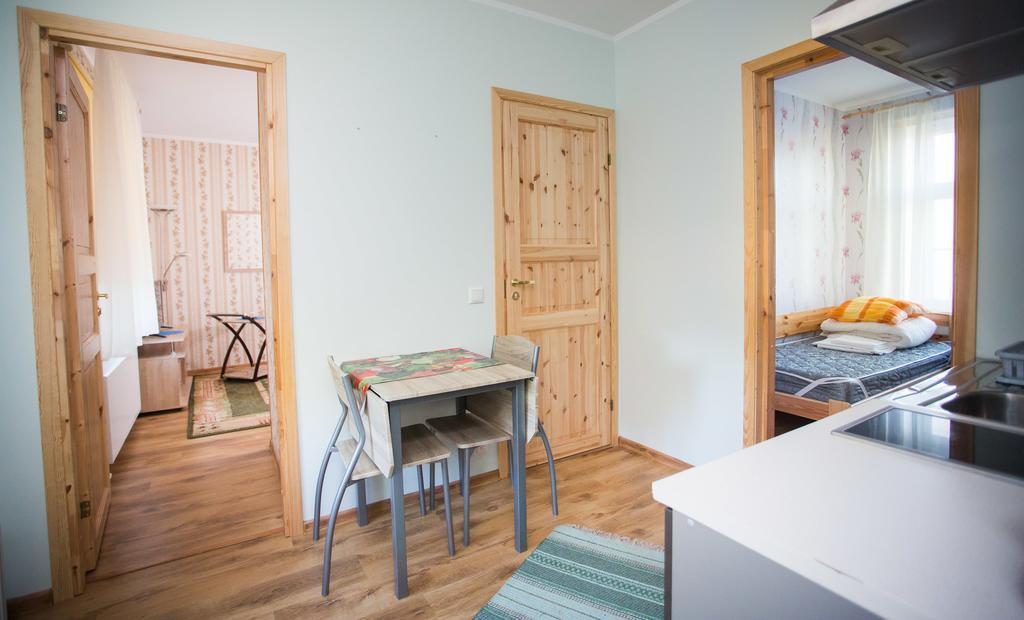 Katariina Guesthouse Rakvere Bagian luar foto