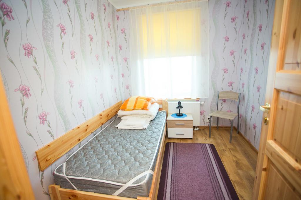 Katariina Guesthouse Rakvere Bagian luar foto