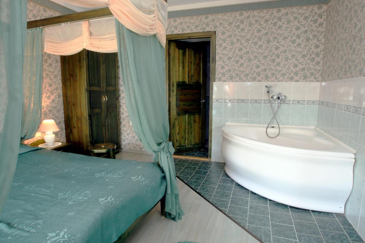 Katariina Guesthouse Rakvere Bagian luar foto
