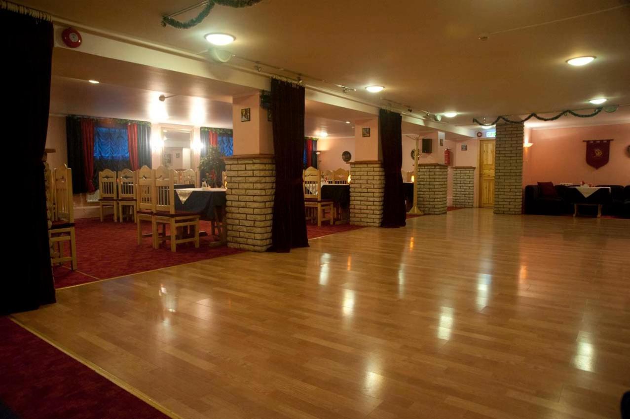 Katariina Guesthouse Rakvere Bagian luar foto